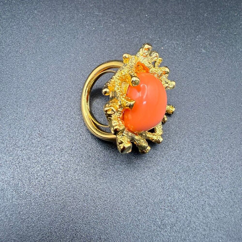 Kenneth Jay Lane coral reef ring  striking orange gemstone set in gold New sz 6